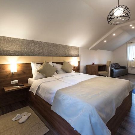 Guest House Vana コレニツァ エクステリア 写真