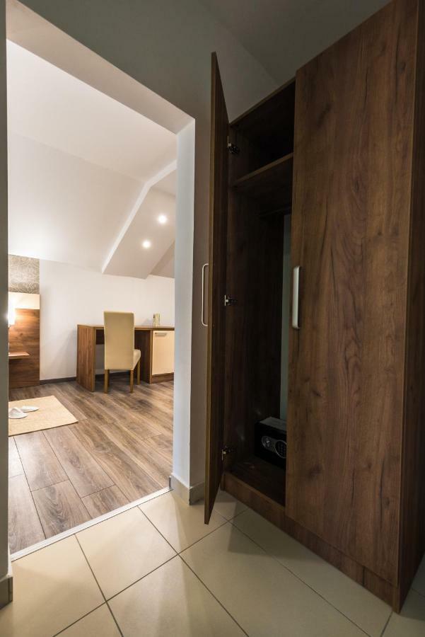Guest House Vana コレニツァ エクステリア 写真